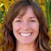 Headshot of Shannon Leslie