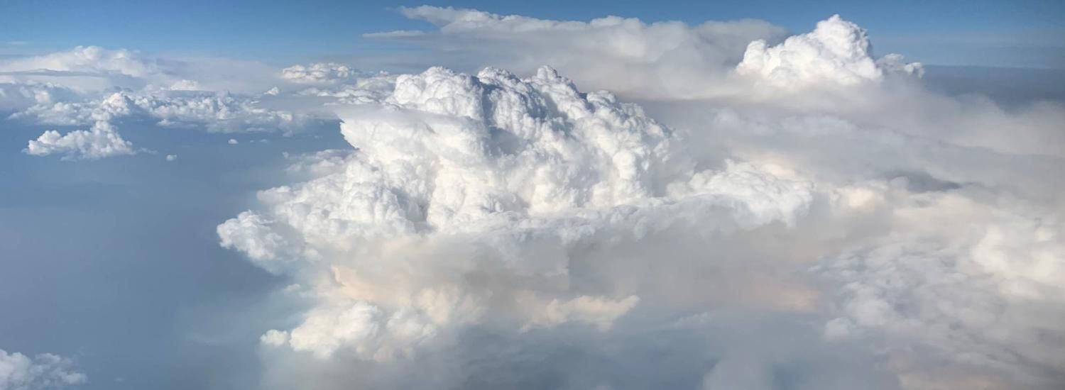 Photo of a pyrocumulonimbus cloud (generated by a wildfire) injecting smoke high into the atmosphere.