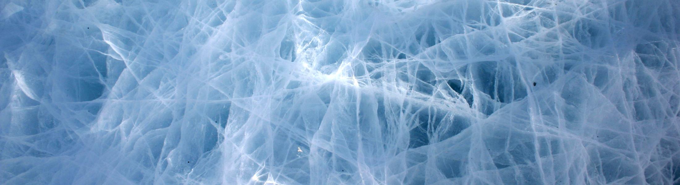 Pattern of cracks in ice